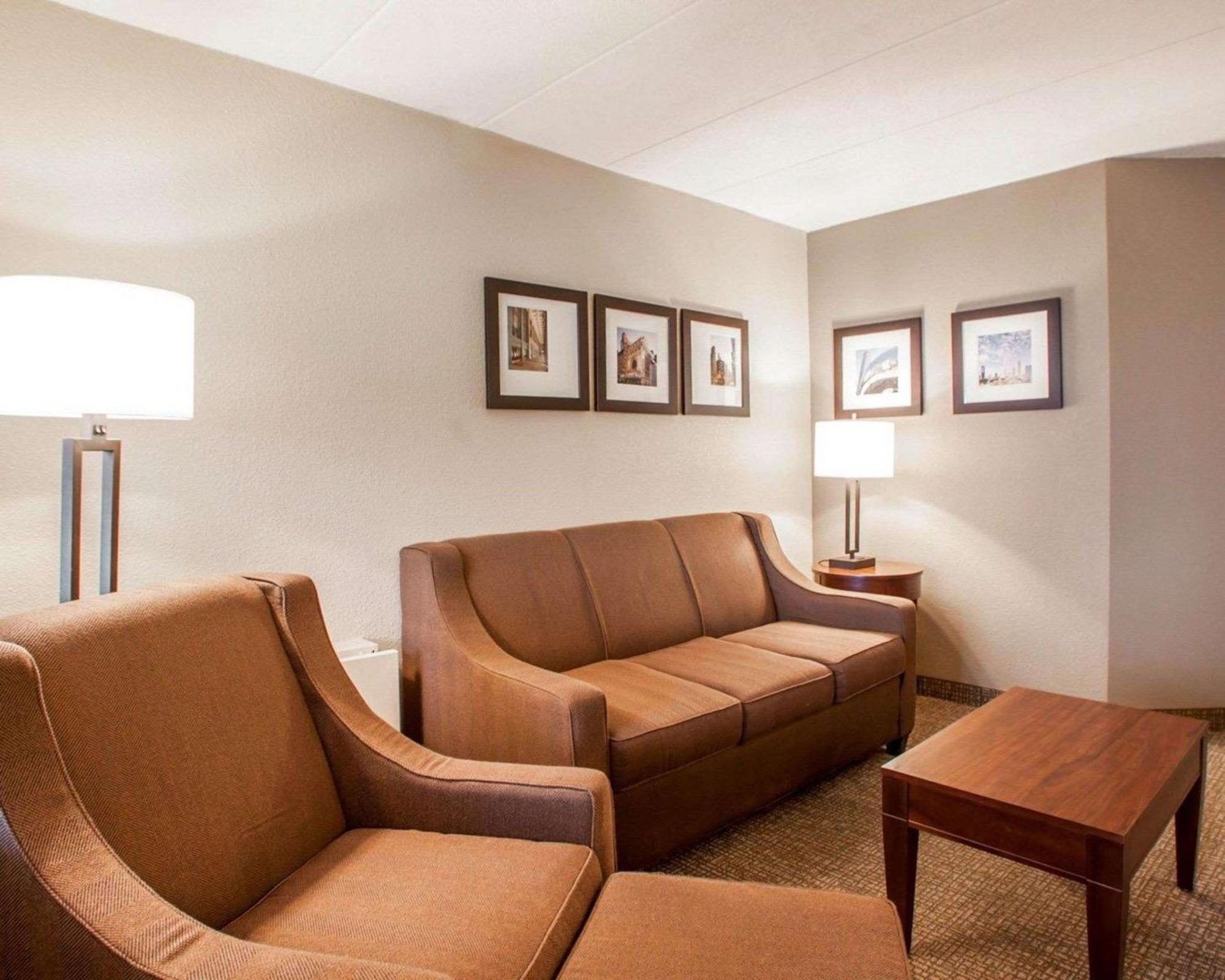 Quality Inn & Suites Orland Park - Chicago Eksteriør bilde